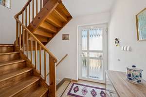 Provisionsfrei – Helles, familienfreundliches Haus mit sonniger Terrasse & schönem Garten – Die vollständige Adresse der Immobilie erhältst du vom Anbieter., 75180 Sonnenberg, Pforzheim – Vorschaubild 2