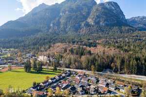 Traumbalkon mit Bergpanoramablick – Garmisch-Partenkirchen (Kreis) – Vorschaubild 19