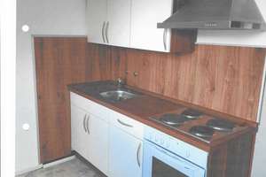 Gepflegte 3-Zimmer-Wohnung im 3. OG im Privat Haus – Lange Straße 59, 27580 Lehe, Bremerhaven – Vorschaubild 1