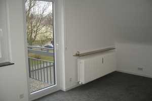 Helle 1 Zimmer Wohnung mit Balkon in Stuttgart-Heumaden – Heumaden, Stuttgart, 70619 Stuttgart – Vorschaubild 1