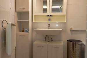 Möbliertes 5-Raum-Reihenhaus mit EBK und überdachten Stellplatz in Reutlingen – - -, 72760 Reutlingen (Kreis) – Vorschaubild 16