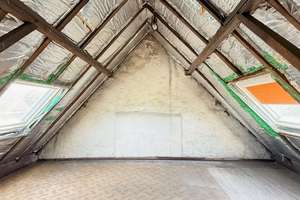 Ein Haus für Generationen: Charaktervolles Stadthaus mit großem Entwicklungspotenzial – Die vollständige Adresse der Immobilie erhältst du vom Anbieter., 40470 Mörsenbroich, Düsseldorf – Vorschaubild 12