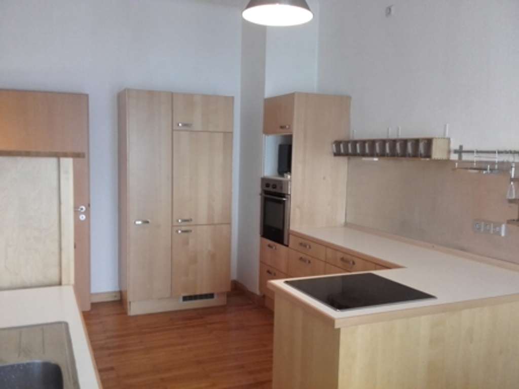 Immobilie in Saarwellingen - *** Zentral gelegenes Wohn- und Geschäftshaus *** - Bild 2