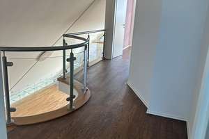 Exklusive Maisonette-Penthousewohnung mit großer sonniger  Panorama-Dachterrasse im Kölner-Westen! – Die vollständige Adresse der Immobilie erhältst du vom Anbieter., 50858 Weiden, Köln – Vorschaubild 15