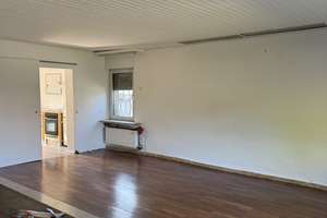 Reduziert! Doppelhaushälfte mit Potenzial in begehrter Lage – Berzeliusstraße 33, 40549 Heerdt, Düsseldorf – Vorschaubild 2