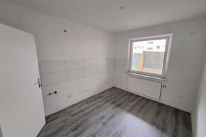 4 Zimmer Wohnung mit Balkon und kleinem Garten + 1 Monat mietfrei Sommeraktion – Töpferhof 10, 49078 Hellern, Osnabrück – Vorschaubild 6