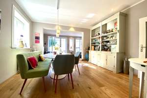 Einfach einziehen: Schmuckstück Natur, city-nah, Altbau-Villa saniert! – Die vollständige Adresse der Immobilie erhältst du vom Anbieter., 22397 Lemsahl-Mellingstedt, Hamburg – Vorschaubild 3