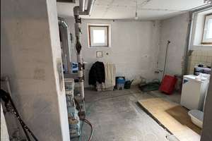 Investieren, einziehen, profitieren – attraktives 3 Mehrfamilienhaus in Bad Urach! – Die vollständige Adresse der Immobilie erhältst du vom Anbieter., 72574 Bad Urach – Vorschaubild 11