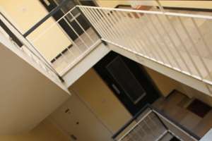 Helle teilmöblierte 2-Zi.-Whg. mit Westbalkon in BMW-Nähe, neuwertige EBK, provisionsfrei. – Schleissheimerstrasse 303, 80809 Am Riesenfeld, München – Vorschaubild 19