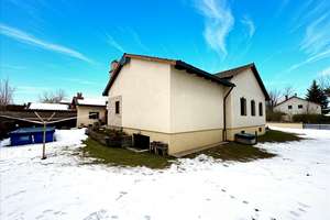 Waidmannsheil!! Familienfreundlicher Bungalow mit Jagdzimmer und Wildwerkstatt  in Haidlfing – Die vollständige Adresse der Immobilie erhältst du vom Anbieter., 94522 Wallersdorf – Vorschaubild 4