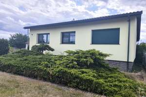 Idyllisches Einfamilienhaus mit ausgebauten Keller, Garage, Carport, Nebengelass und schönem Garten! – Die vollständige Adresse der Immobilie erhältst du vom Anbieter., 3238 Finsterwalde – Vorschaubild 1