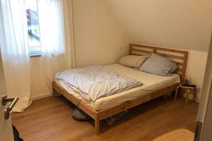 Lichtdurchflutete, sanierte 3,5-Zimmer-Maisonette-Wohnung mit Einbauküche in Stuttgart – Die vollständige Adresse der Immobilie erhältst du vom Anbieter., 70437 Zazenhausen, Stuttgart – Vorschaubild 12