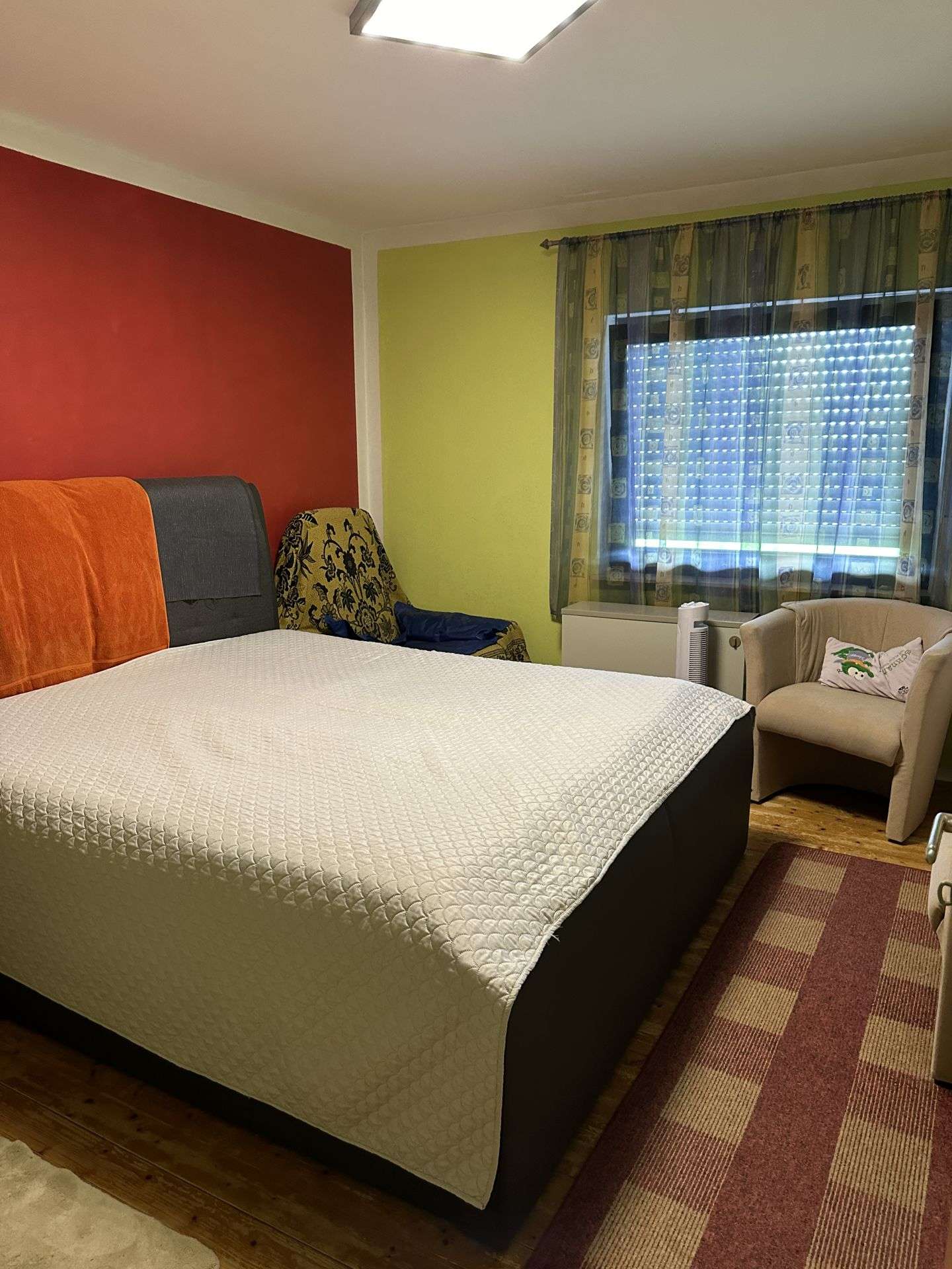 Immobilie in Anschau - Einfamilienwohnhaus mit diversen Nebengebäuden in ruhiger Randlage der Gemeinde Anschau - Bild 0