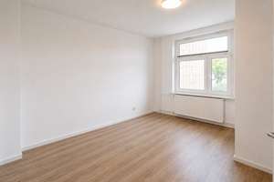 Freie sanierte 2-Zimmer-Wohnung in Lübeck - Kronsforder Allee – 23560 Sankt Jürgen, Lübeck – Vorschaubild 3