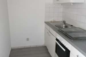 Modernisierte Wohnung mit Balkon im Musikerviertel – Brahmsstraße 19, 23556 Sankt Lorenz Nord, Lübeck – Vorschaubild 3
