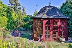 Großzügigkeit trifft auf Gartenidyll
Einfamilienhaus mit vielen Extras – Die vollständige Adresse der Immobilie erhältst du vom Anbieter., 12355 Rudow, Berlin – Vorschaubild 59
