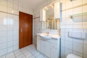 *COUNTRY HOME WITH XL CARPORT* Ideal for vehicle - Modern living with granny flat – Die vollständige Adresse der Immobilie erhältst du vom Anbieter., 55278 Köngernheim – Vorschaubild 21
