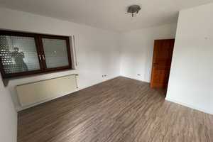 Modernisiertes Einfamilienhaus mit sieben Zimmern und EBK in Mörfelden-Walldorf – Vinsonstraße 73, 64546 Groß-Gerau (Kreis) – Vorschaubild 5