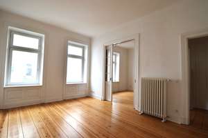 Großzügige 4-Zimmer-Altbauwohnung in St. Georg