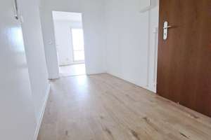 *helle* 3-Zimmer-Wohnung - WG geeignet – staßfurter str 21, 6132 Silberhöhe, Halle (Saale) – Vorschaubild 7