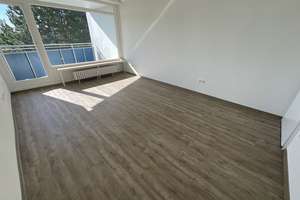 Frisch renovierte 1 Zimmer-Wohnung mit modernem Duschbad und Balkon – 22417 Langenhorn, Hamburg – Vorschaubild 13