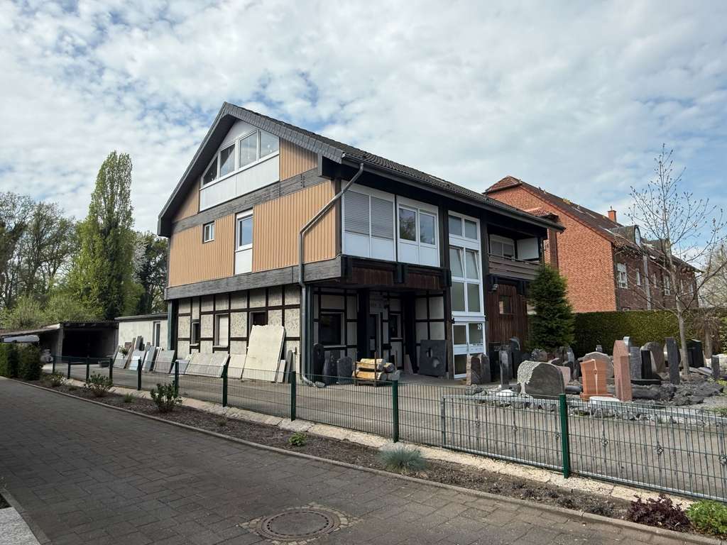 Immobilie in Bönen - Solides Wohn- und Geschäftshaus mit Entwicklungspotenzial in Bönen – zentrale Lage mit Rendite - Bild 2