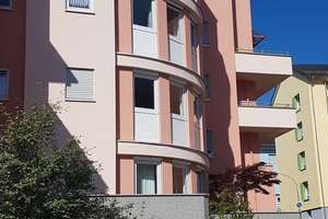 Attraktive, Top renovierte 3-Zimmer Wohnung in guter Wohnlage