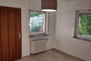 Schöne, ruhige 5-Zimmer-Doppelhaushälfte mit Blick auf Max Eyth See zur Miete in Freiberg, Stuttgart – Die vollständige Adresse der Immobilie erhältst du vom Anbieter., 70437 Freiberg, Stuttgart – Vorschaubild 11