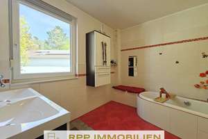 Moderne Doppelhaushälfte mit Salzwasserpool & West-Garten – exklusives Wohnen bei Unterschleißheim – Die vollständige Adresse der Immobilie erhältst du vom Anbieter., 85716 Unterschleißheim – Vorschaubild 20