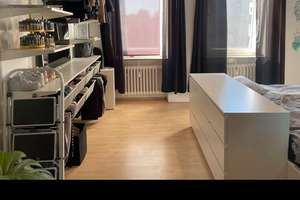 Ruhige 3‑Zimmer Wohnung im 2. OG mit großer Dachterrasse in der  Innenstadt – Bäckerklint 9, 38100 Innenstadt, Braunschweig – Vorschaubild 2