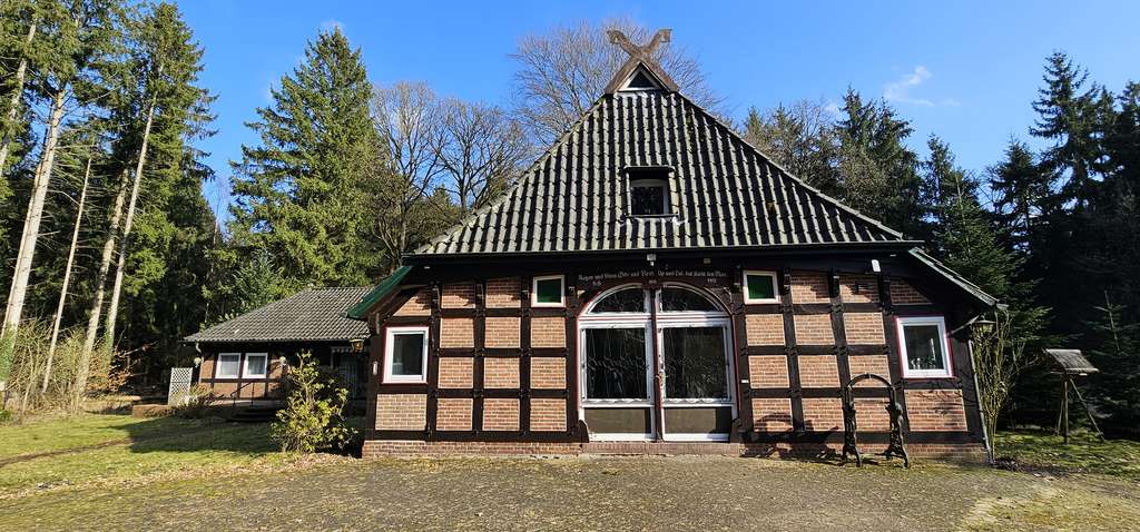 Immobilie in Hemsbünde - Charmantes Landanwesen mit Pferdestall und Bungalow in ruhiger Lage bei Rotenburg/Wümme zu verkaufen - Bild 3