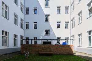 "Helle und ruhige 2 Zimmer Altbauwohnung mit Balkon am Arnimplatz" – Die vollständige Adresse der Immobilie erhältst du vom Anbieter., 10439 Prenzlauer Berg, Berlin – Vorschaubild 16