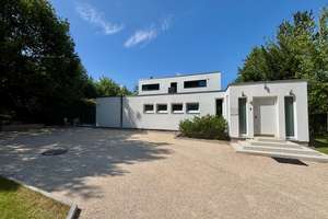 Exklusive Architektenvilla am Naturpark – Luxuswohnen im Grünen! – Die vollständige Adresse der Immobilie erhältst du vom Anbieter., 65527 Niedernhausen – Vorschaubild 39