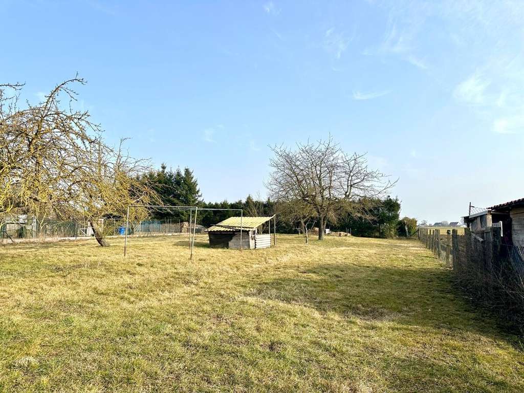 Immobilie in Burg Stargard - HORN IMMOBILIEN ++ Doppelhaushälfte mit großem Grundstück in Burg Stargard Quastenberg - Bild 3