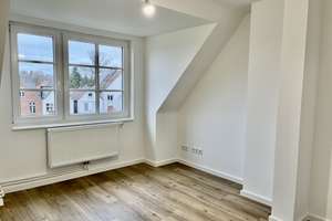 Geschichte und Geschichten - Außergewöhnliche 2-Zimmer-Wohnung am Fischereihafen. – 23570 Travemünde, Lübeck – Vorschaubild 5