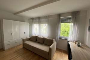 Wunderschöne, möblierte Wohnung in zentralster Lage Wiesbadens – Dotzheimer Straße 12, 65185 Mitte, Wiesbaden – Vorschaubild 4