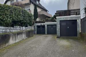 Von Privat großzügiges 3 Familien Reihenendhaus mit Garagen in Wiesbaden-Sonnenberg – Die vollständige Adresse der Immobilie erhältst du vom Anbieter., 65191 Sonnenberg, Wiesbaden – Vorschaubild 2