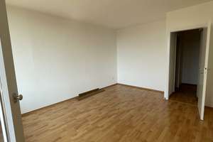 Stilvolle, modernisierte 2-Raum-Wohnung mit Balkon in Braunschweig