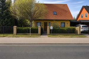 Gepflegtes EFH in Falkensee, 4,5 Zimmer, 127m², Garten 466m² , Luft-Wärme Pumpe+PV, 2026 neu geplant – Die vollständige Adresse der Immobilie erhältst du vom Anbieter., 14612 Falkensee – Vorschaubild 2