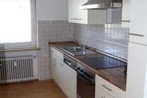 Zentral gelegene, helle 3-Zi.-Whg mit gartenseitigem Süd-Balkon – Nikolaus-Rüdinger-Straße 20, 80999 Untermenzing, München – Vorschaubild 5