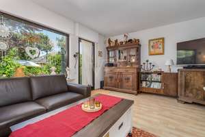 Charmante Doppelhaushälfte mit Kamin, Gartenidylle und viel Raum für Familie in Berlin-Kaulsdorf – Die vollständige Adresse der Immobilie erhältst du vom Anbieter., 12621 Kaulsdorf, Berlin – Vorschaubild 12