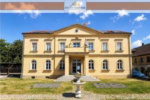 Außergewöhnliche Villa - 3 Wohneinheiten mit großem Grundstück – hochwertig & vielseitig nutzbar