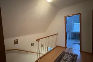 Einfamilienhaus mit Garten und Doppelgarage in ruhiger Lage – Die vollständige Adresse der Immobilie erhältst du vom Anbieter., 42655 Solingen-Mitte, Solingen – Vorschaubild 6