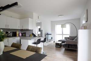 Moderne 2-Zimmer-Wohnung mit großzügiger Dachterrasse im ruhigen Hintergrundstück in Osternburg – Die vollständige Adresse der Immobilie erhältst du vom Anbieter., 26135 Osternburg, Oldenburg (Oldenburg) – Vorschaubild 2