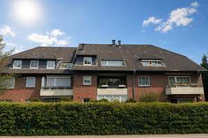 Helle, gut geschnittene Dachgeschosswohnung mit Balkon & Garage in ruhiger, grüner Lage von Bramfeld – Die vollständige Adresse der Immobilie erhältst du vom Anbieter., 22179 Bramfeld, Hamburg – Vorschaubild 2