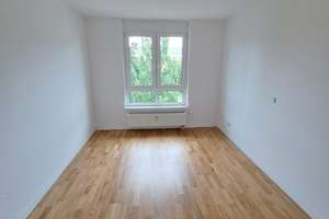 Ruhige Lage mit großzügigem Balkon! – Wöhlerstraße 18, 1139 Mickten, Dresden – Vorschaubild 5