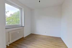 Familiendomizil gesucht? Gefunden: Schöne 3-Zimmer-Wohnung mit Loggia in Braunschweig – Leimenweg 5, 38112 Veltenhof-Rühme, Braunschweig – Vorschaubild 8
