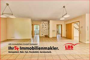 Charmantes Wohnhaus mit Doppelgarage und großzügigem Grundstück – Donnersbergkreis – Vorschaubild 7