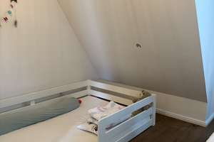 Befristet & möbliert bis 4 Monate - 5-Zimmer-Reihenhaus, geh. Innenausstattung & EBK in Berlin Tegel – Die vollständige Adresse der Immobilie erhältst du vom Anbieter., 13509 Tegel, Berlin – Vorschaubild 9