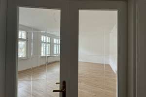 Großzügige Altbauwohnung in der Hegelstraße !  – Hegelstraße 26, 39104 Altstadt, Magdeburg – Vorschaubild 3